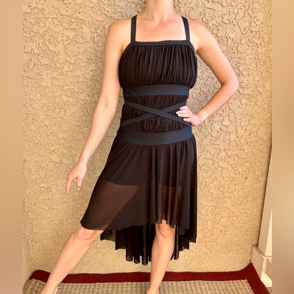 Black lyrical dress AL